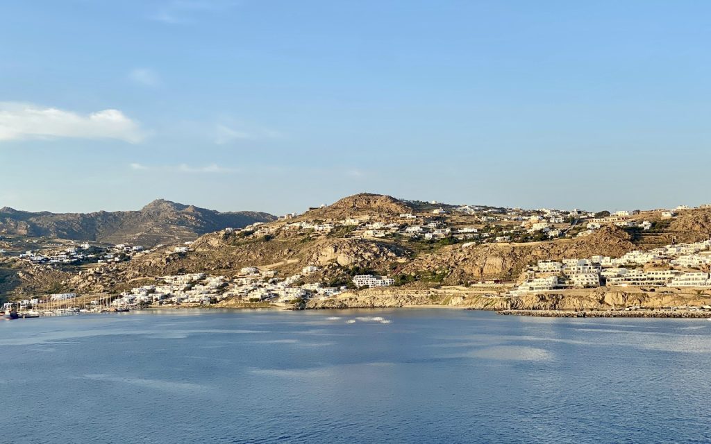 Villa méditerranéenne avec vue mer pour illustrer un séjour paisible et élégant