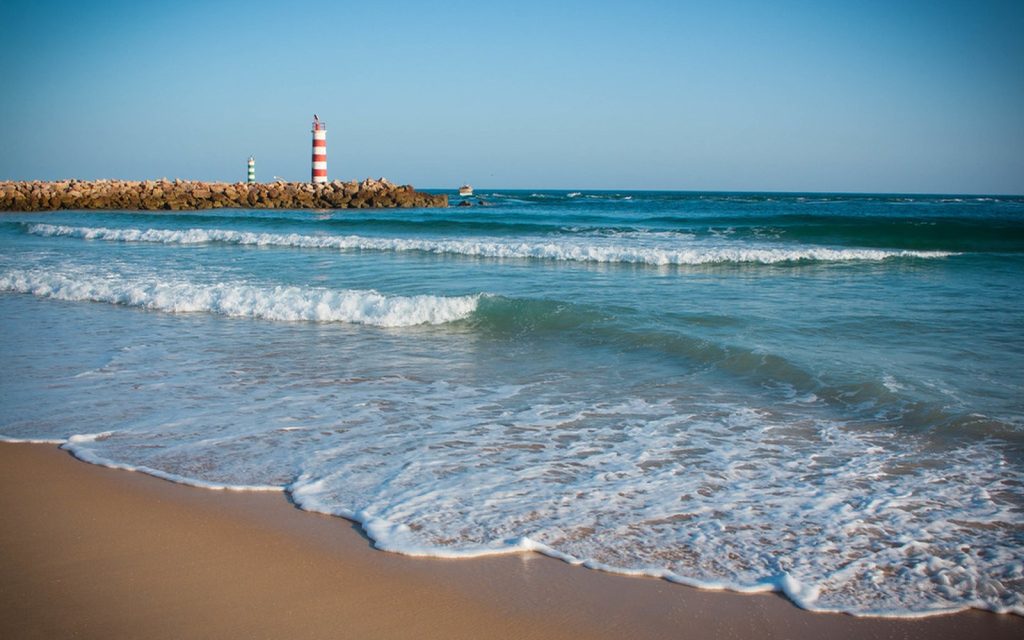 Photo réaliste liée à Quelle est la température moyenne à Faro au mois d’octobre ?