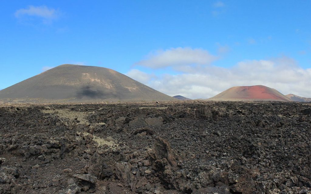 Photo réaliste liée à Quels sont les volcans des Baléares ?