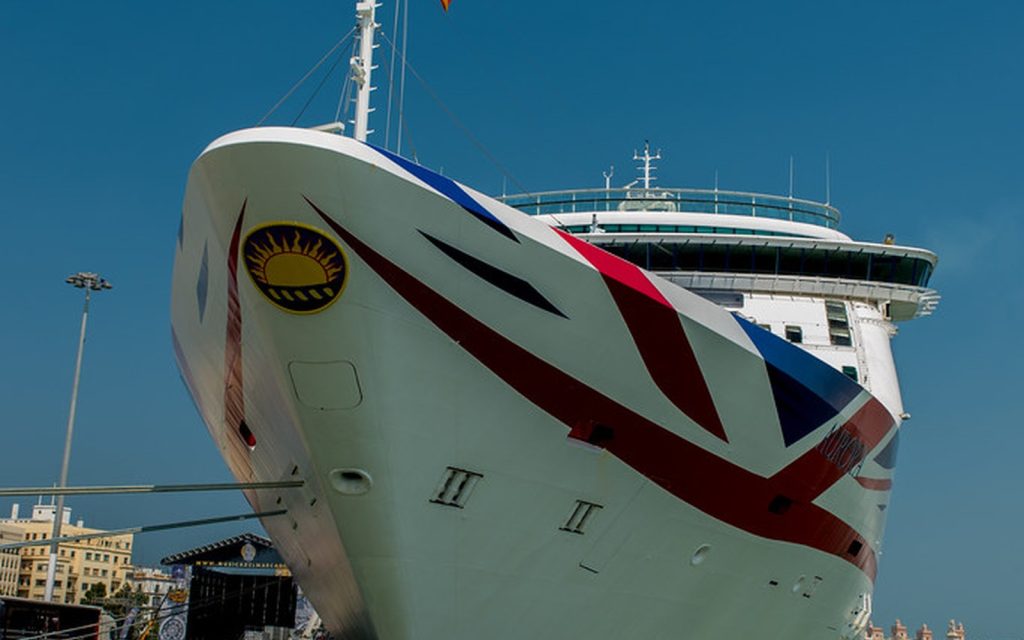 Photo réaliste liée à Tout savoir sur une croisière tour du monde en 2026 : guide complet et conseils pratiques