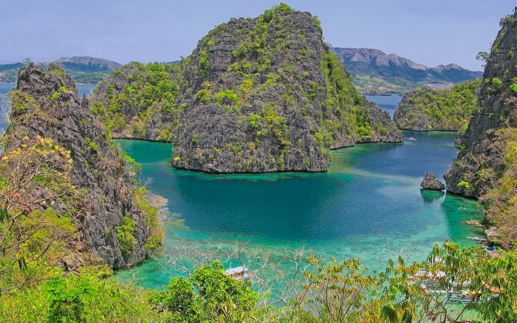 Photo réaliste liée à Pourquoi Palawan aux Philippines est-il un incontournable des voyages ?